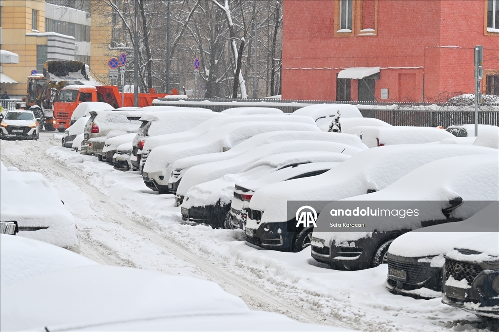 Moskova'da kar fırtınası 