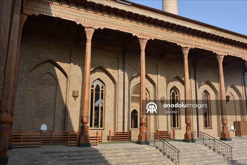 Ташкент и Самарканд — официальная и историческая столицы Узбекистана