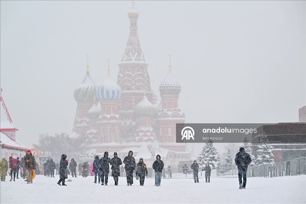 Moskova'da kar fırtınası 