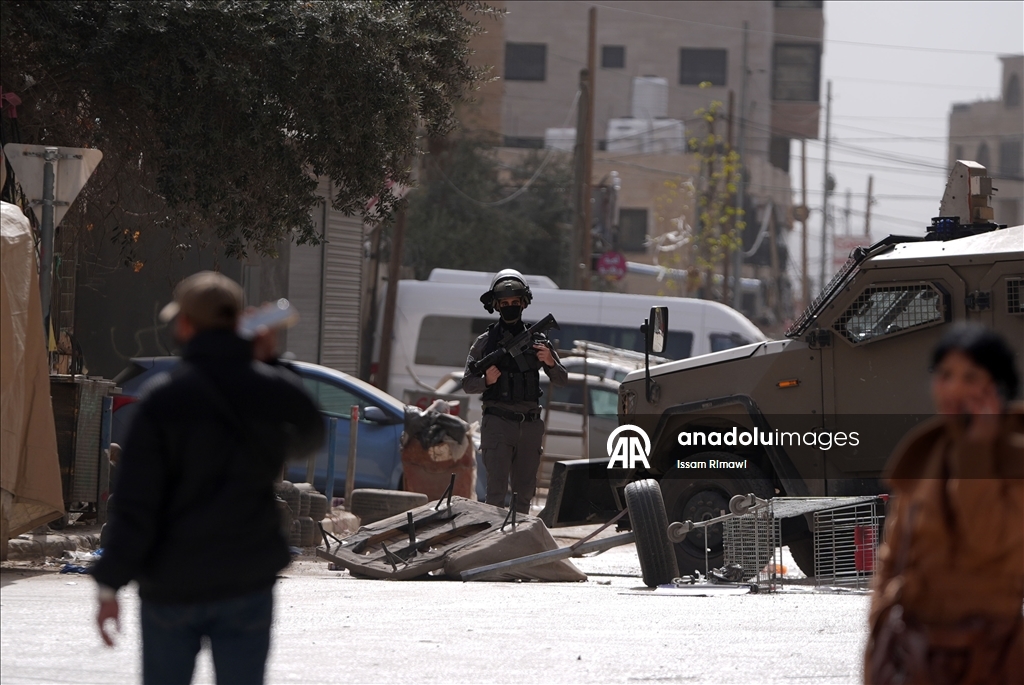 ناشط مقدسي: العملية الإسرائيلية في "كفر عقب" عدوان منظم وحرب مفتوحة