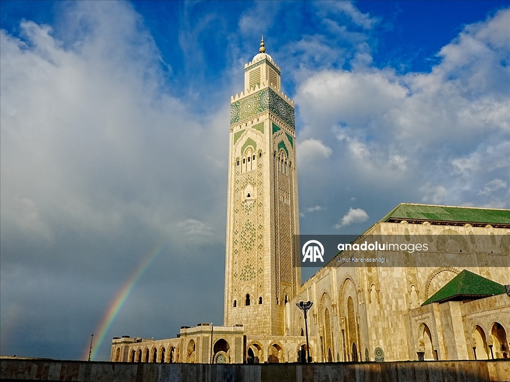 Atlas Okyanusu üzerine inşa edilen II. Hasan Cami