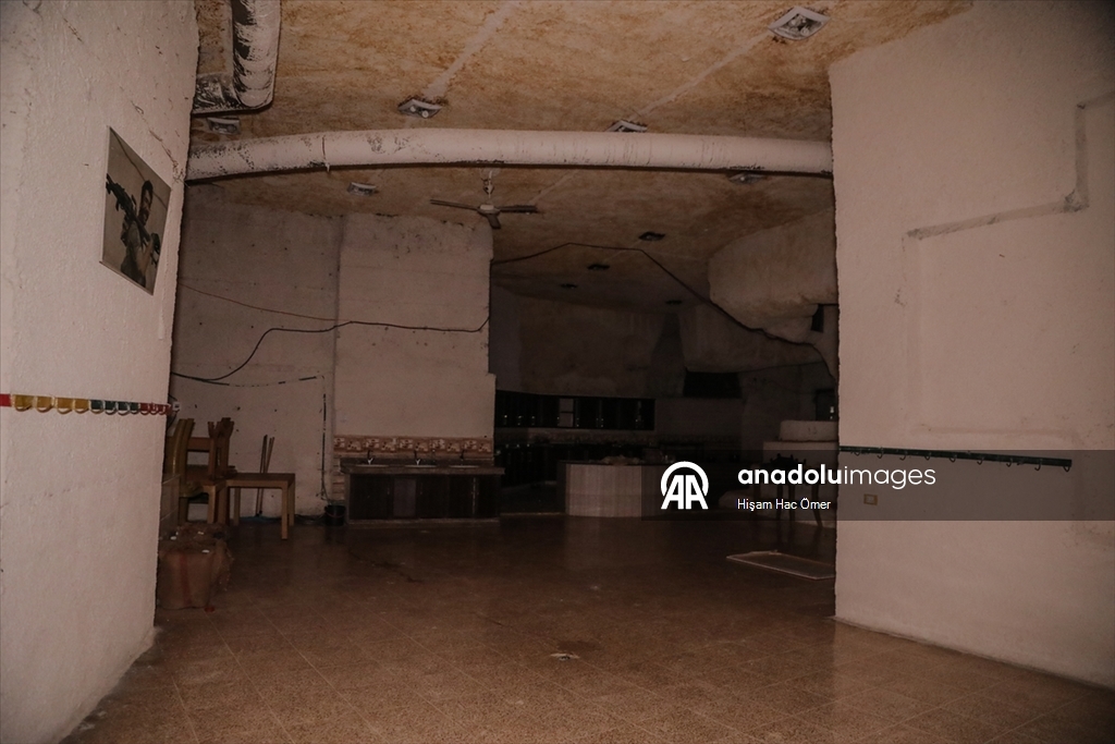 AA, terör örgütü YPG'nin Aynularab'a bağlı Sırrin beldesinde inşa ettiği "yer altı şehrini" görüntüledi