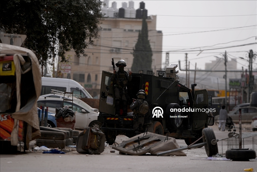 ناشط مقدسي: العملية الإسرائيلية في "كفر عقب" عدوان منظم وحرب مفتوحة