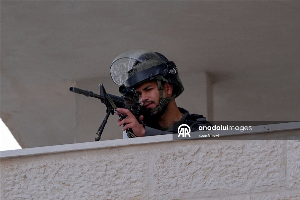 ناشط مقدسي: العملية الإسرائيلية في "كفر عقب" عدوان منظم وحرب مفتوحة