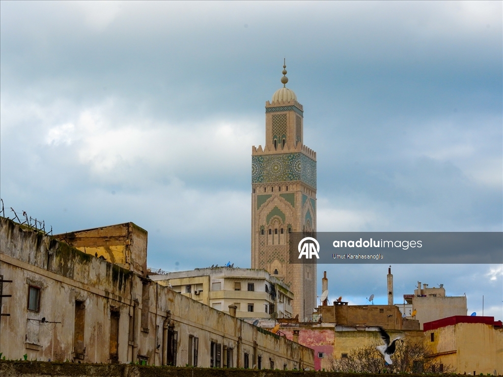 Atlas Okyanusu üzerine inşa edilen II. Hasan Cami