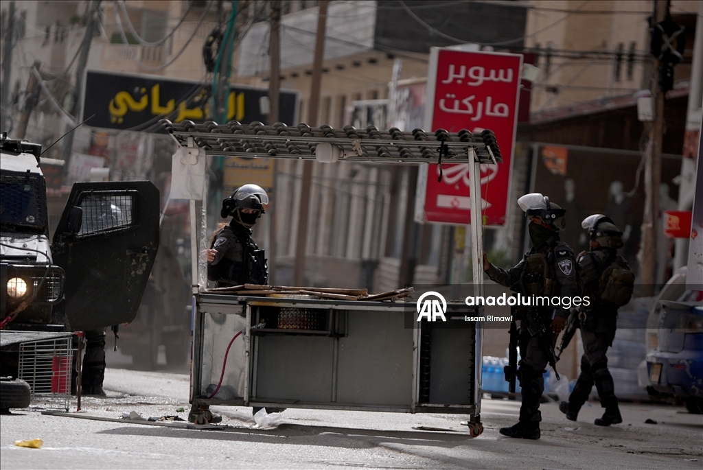 ناشط مقدسي: العملية الإسرائيلية في "كفر عقب" عدوان منظم وحرب مفتوحة