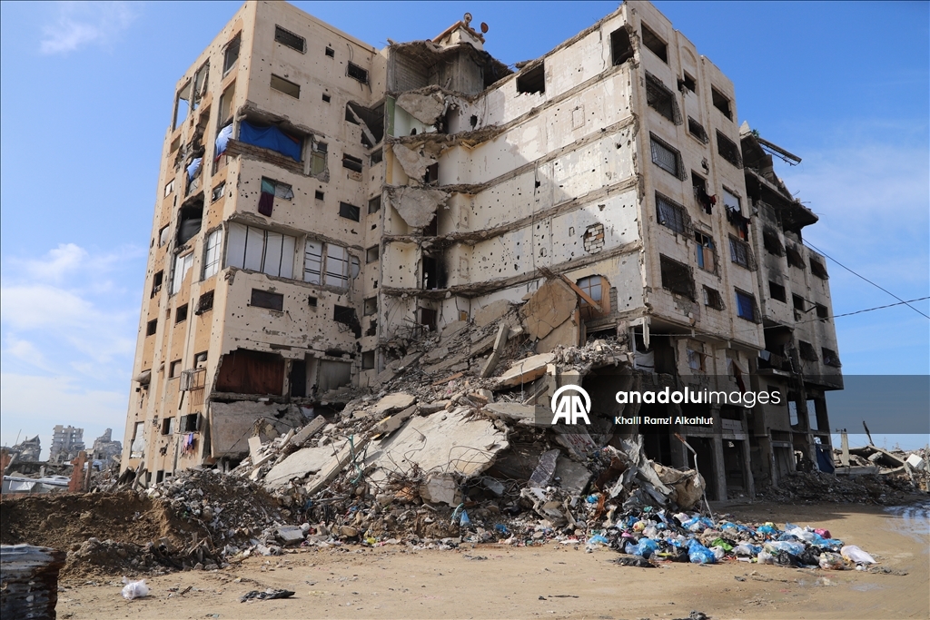 İsrail’in harabeye çevirdiği Gazze kentindeki Şeyh Rıdvan Mahallesi’nde günlük yaşam