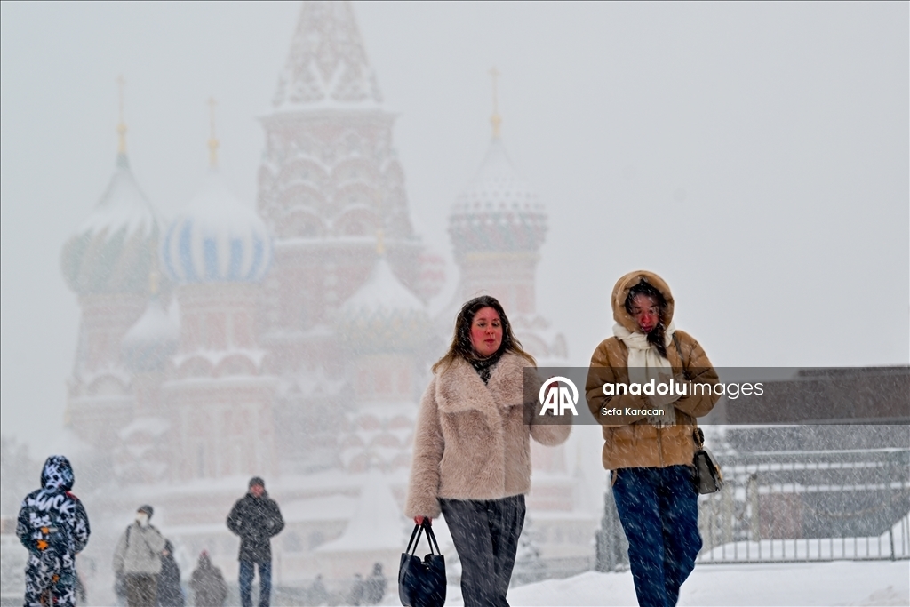 Столько снега не было 30 лет: в Москве погода поставила рекорд 5