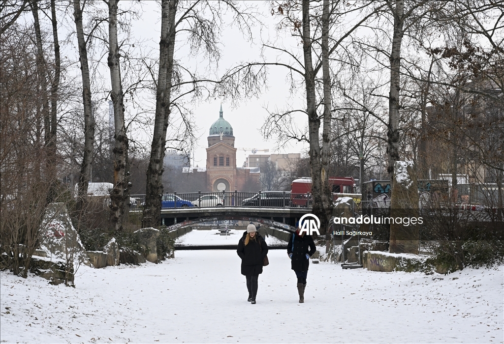 Berlin'de soğuk hava etkili oldu