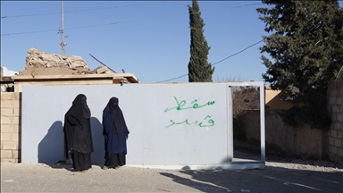 Suriye'deki Hol Kampı'nda, DEAŞ'lıların yakınları dışındaki aileler güvenli çıkış için hükümetin incelemelerini bekliyor