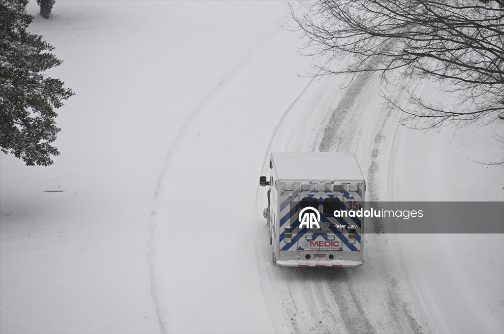 ABD’de Gianna kış fırtınası Charlotte’u etkisi altına aldı