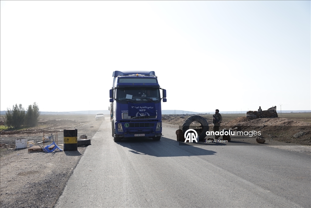 Съемочная команда «Анадолу» засняла точку соприкосновения сирийской армии и террористов YPG в Хасеке