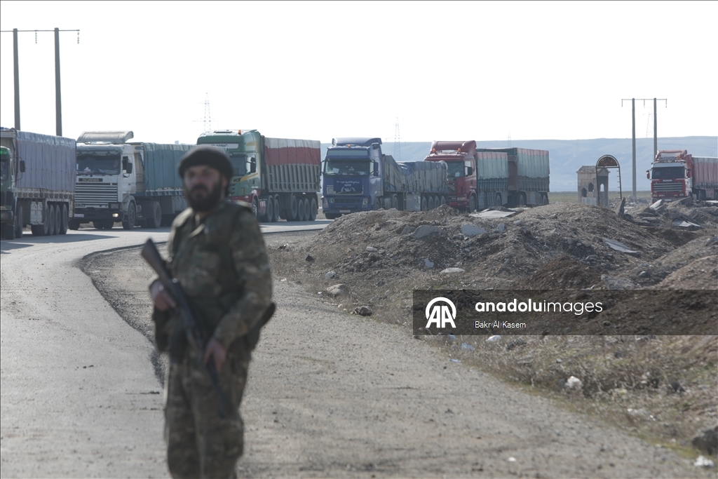 Съемочная команда «Анадолу» засняла точку соприкосновения сирийской армии и террористов YPG в Хасеке