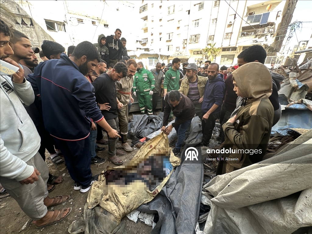 В результате атак израильской армии на сектор Газа за последние 24 часа погибли 37 палестинцев