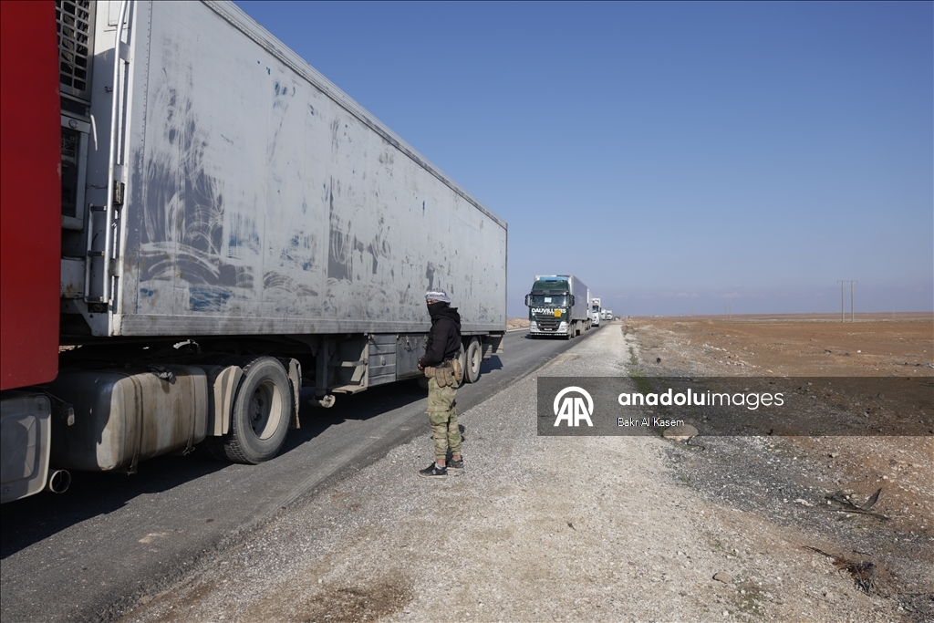 Съемочная команда «Анадолу» засняла точку соприкосновения сирийской армии и террористов YPG в Хасеке