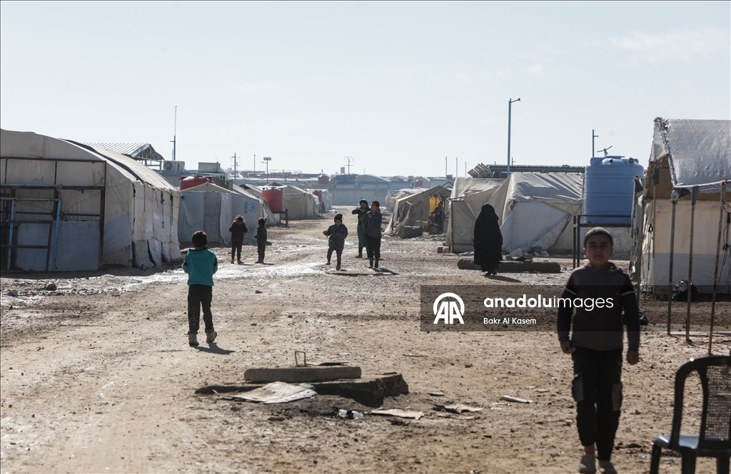 سوريا.. عائلات في مخيم الهول تنشد الخروج بعد الفحص الأمني