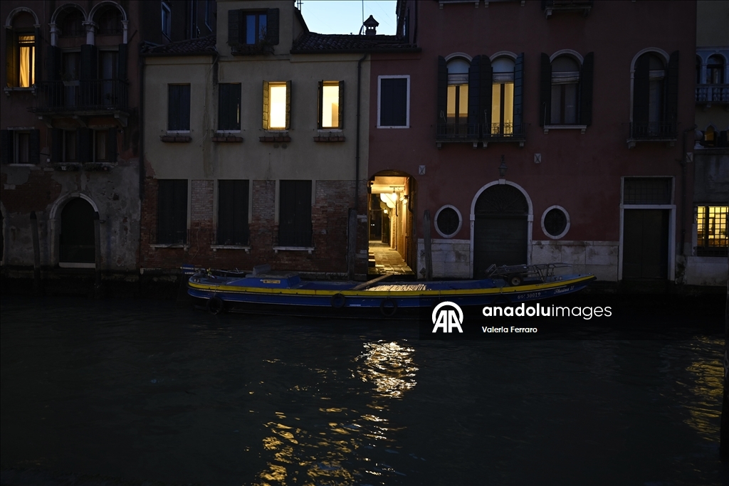 В Италии стартовал Венецианский карнавал