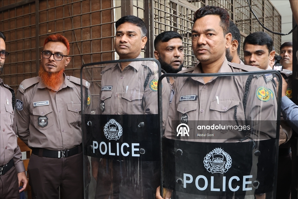 В Бангладеш бывшему премьер-министру и ее племяннице вынесли тюремные сроки по делу о коррупции