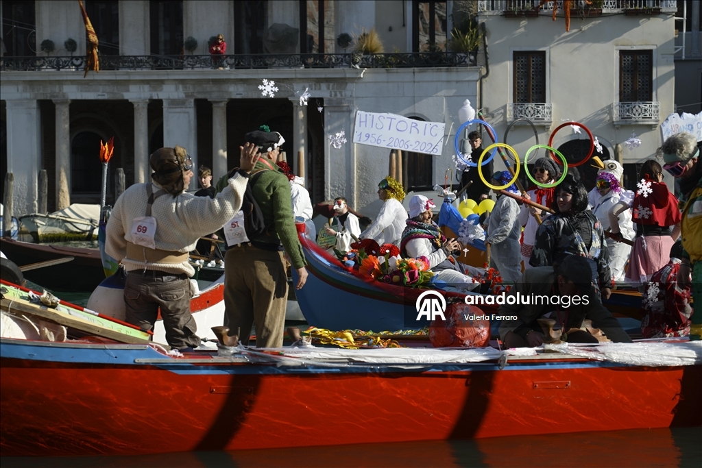 إيطاليا.. انطلاق كرنفال البندقية بعرض مائي في القناة الكبرى