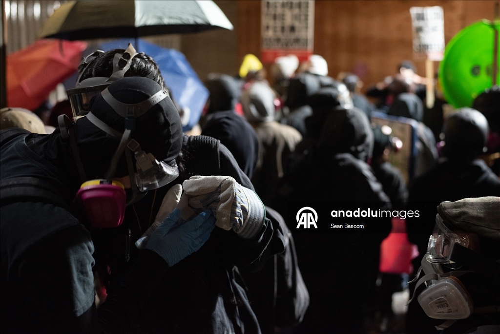 Полиция города Портленд в США применила силу во время акции протеста против ICE