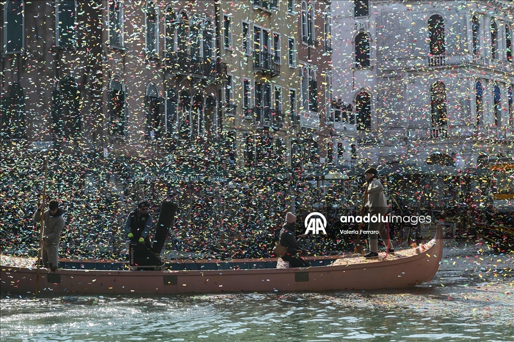 إيطاليا.. انطلاق كرنفال البندقية بعرض مائي في القناة الكبرى