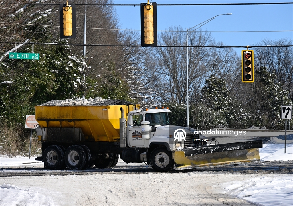 ABD’de Gianna kış fırtınası Charlotte’u etkisi altına aldı