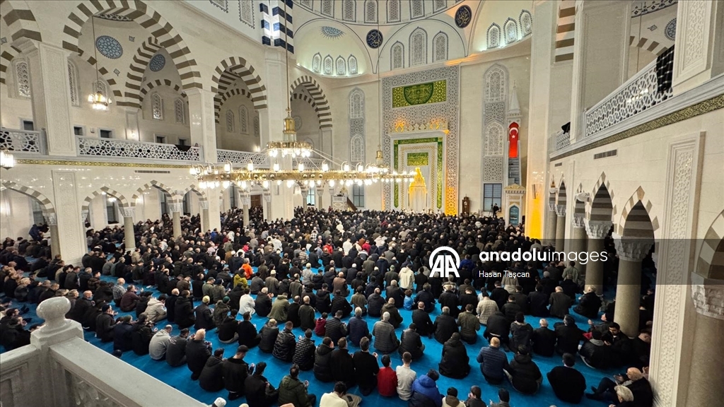 Trabzon'da Berat Kandili idrak edildi