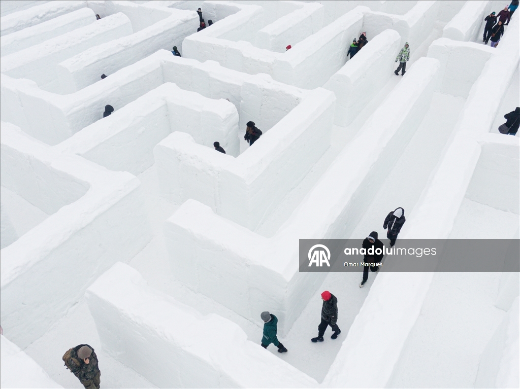 Крупнейший в Европе снежный лабиринт в Закопане принимает посетителей