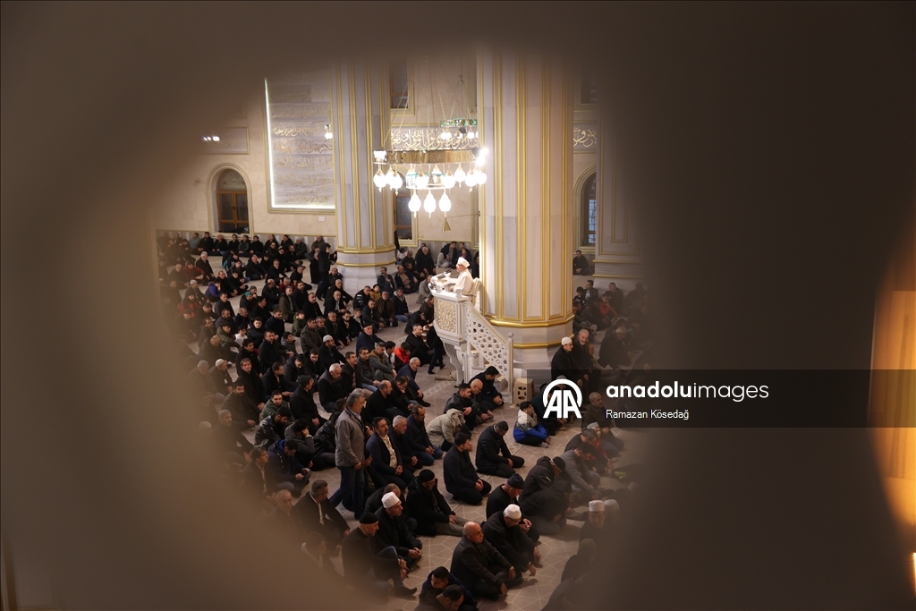 Kayseri ve çevre illerde Berat Kandili dualarla idrak edildi