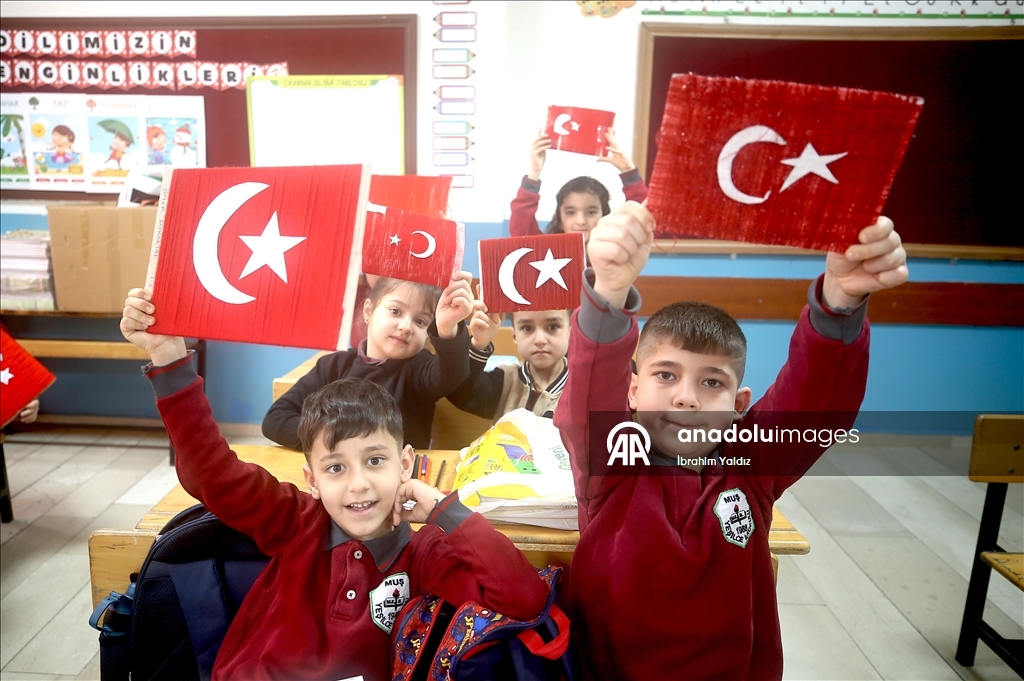 Muş'ta yarıyıl tatili sonrası ilk ders zili çaldı