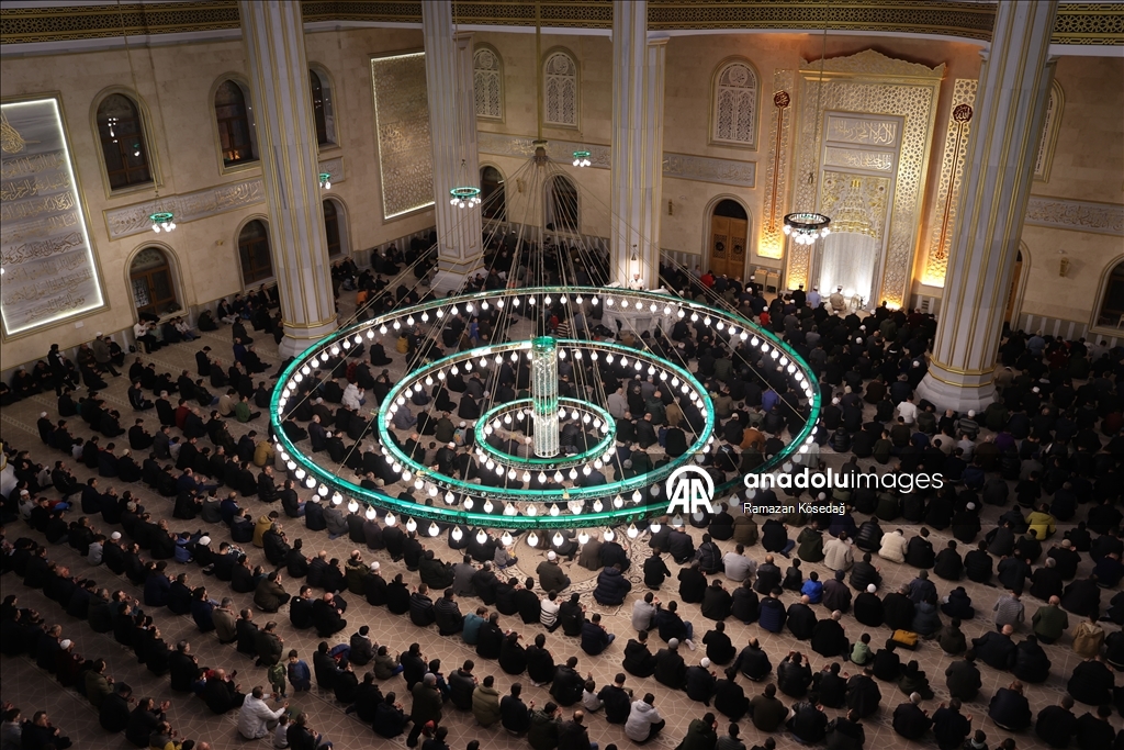 Kayseri ve çevre illerde Berat Kandili dualarla idrak edildi