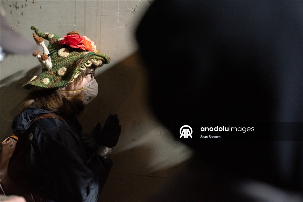 Полиция города Портленд в США применила силу во время акции протеста против ICE