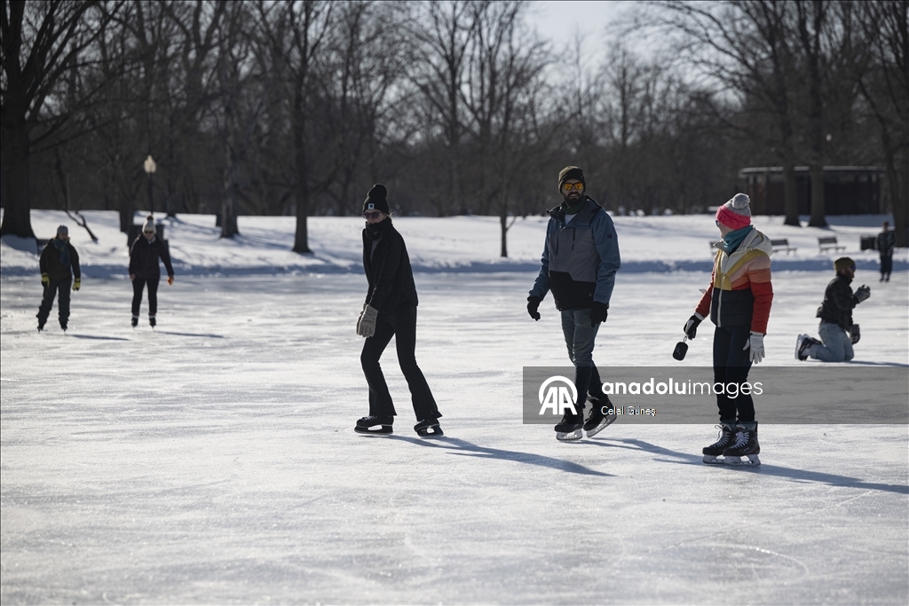 Аномальные морозы в Вашингтоне превратились в развлечение