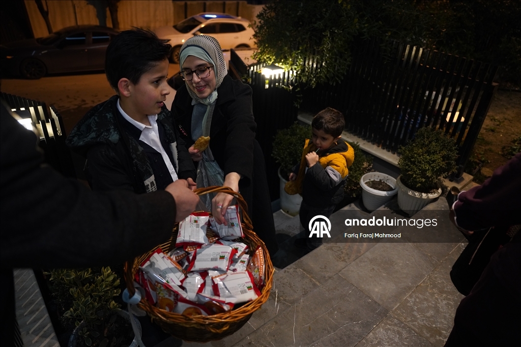 Ночь Бараат отметили в красочных традициях в иракском городе Сулеймания