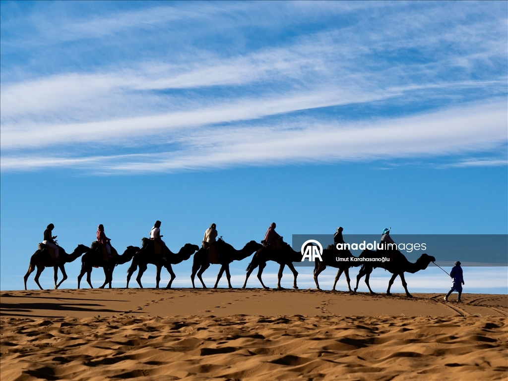 Fas’ta Erg Chebbi'de yaşam gün doğumuyla başlıyor