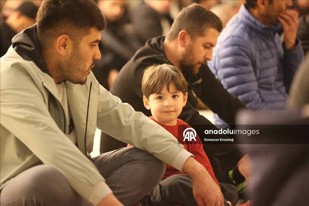 مساجد تركيا تحيي ليلة النصف من شعبان