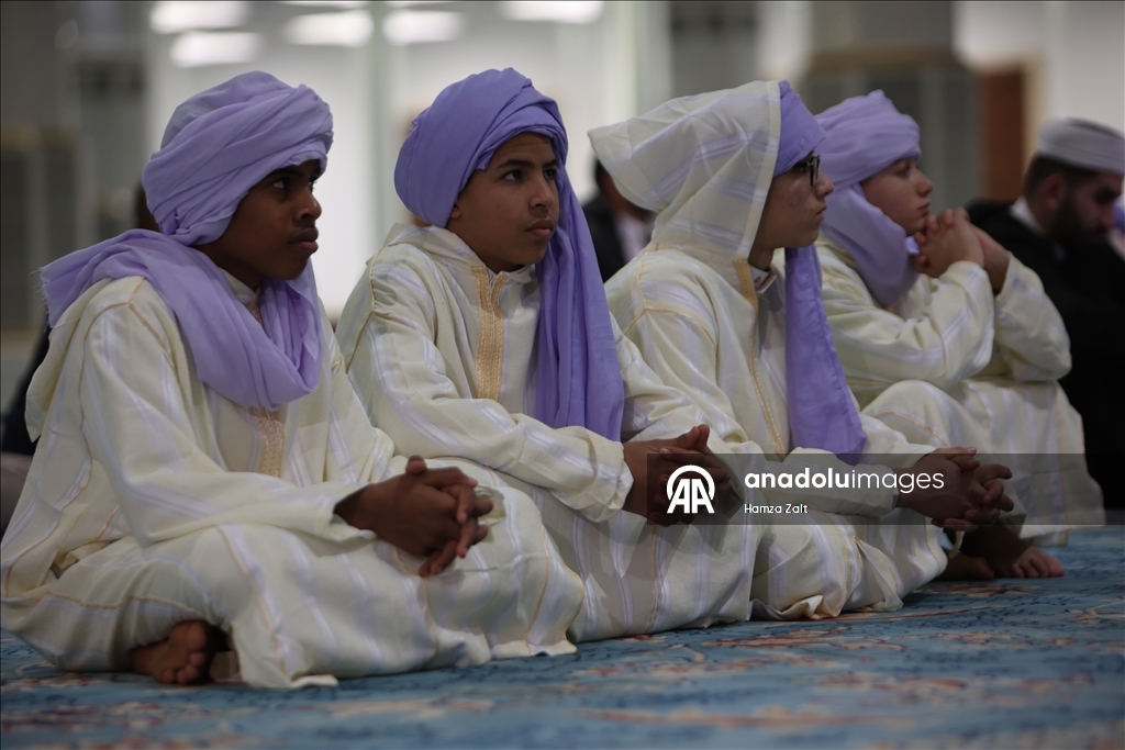 В Алжире отмечают Берат Кандили