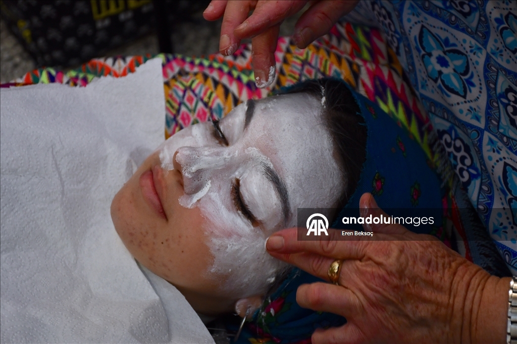 Traditional Bridal Makeup Ritual in Prizren