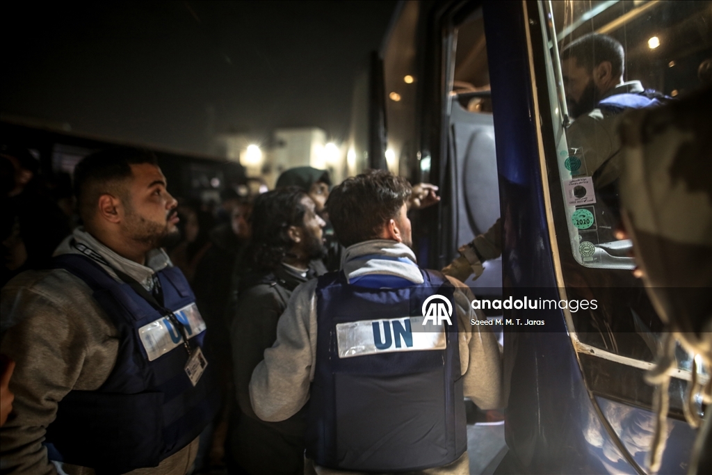 12 палестинцев, вернувшихся в сектор Газа через КПП «Рафах», доставлены в больницу «Насер»