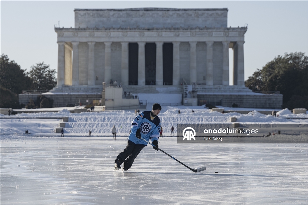 Аномальные морозы в Вашингтоне превратились в развлечение