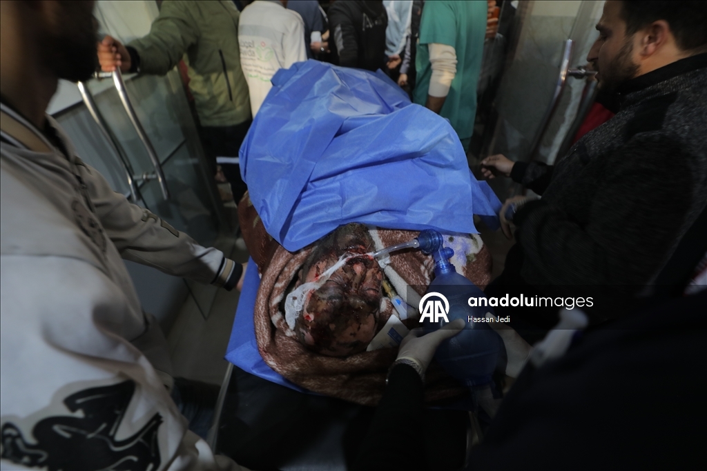 Израиль продолжает атаковать Газу