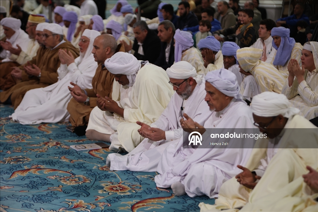 В Алжире отмечают Берат Кандили