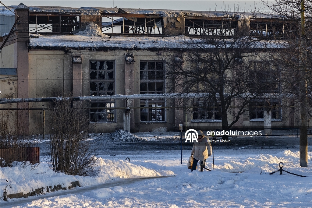 أوكرانيا.. قصف روسي يلحق أضراراً بمحطة سكة حديد في منطقة "سومي"