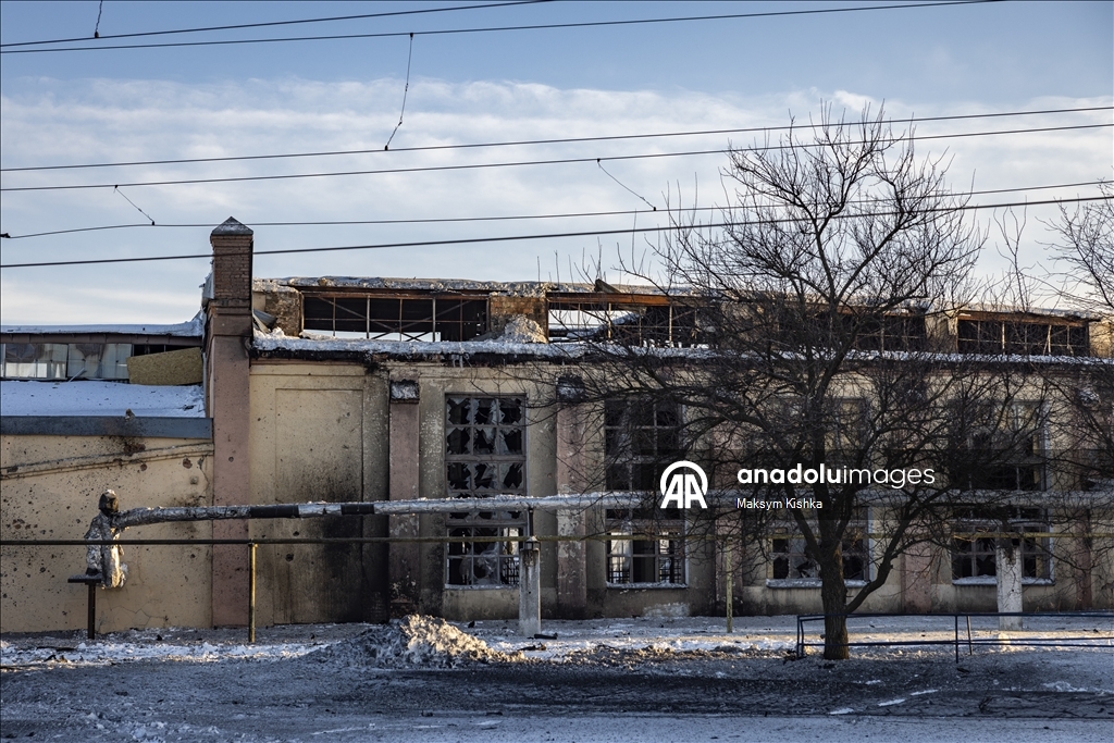 أوكرانيا.. قصف روسي يلحق أضراراً بمحطة سكة حديد في منطقة "سومي"