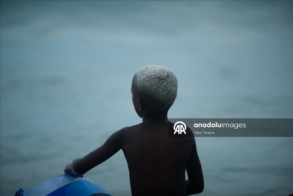 В Бразилии прошел традиционный фестиваль в знак почитания богини моря Леманжи