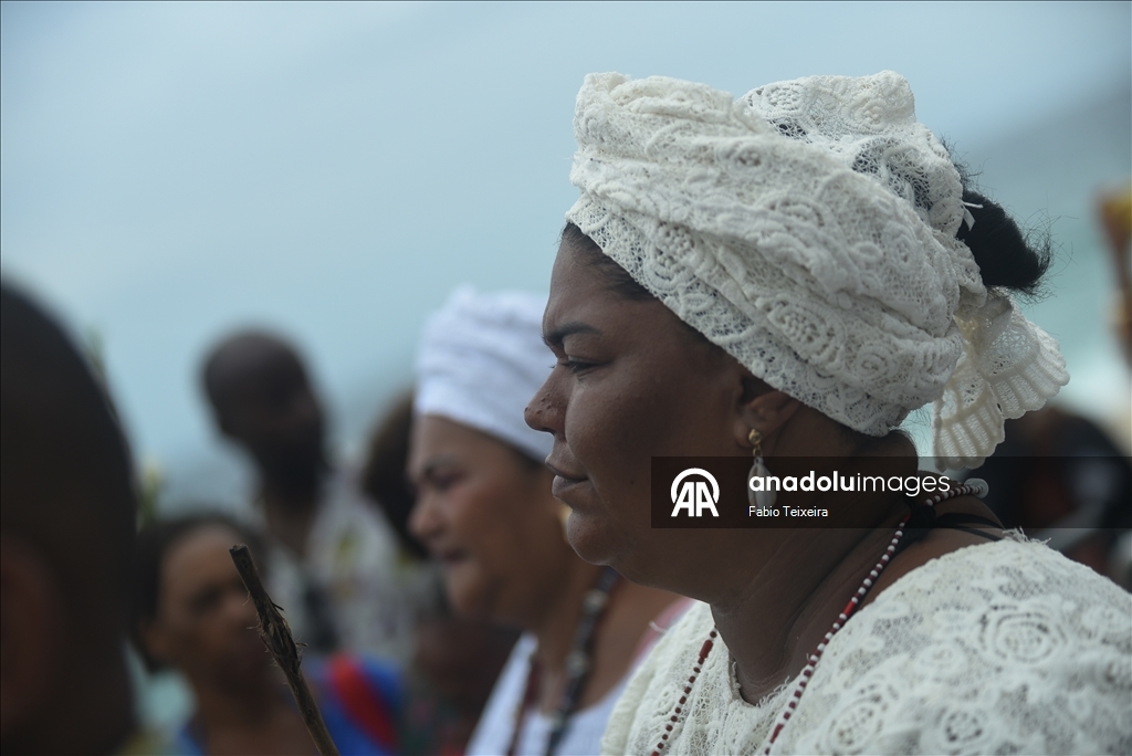 В Бразилии прошел традиционный фестиваль в знак почитания богини моря Леманжи