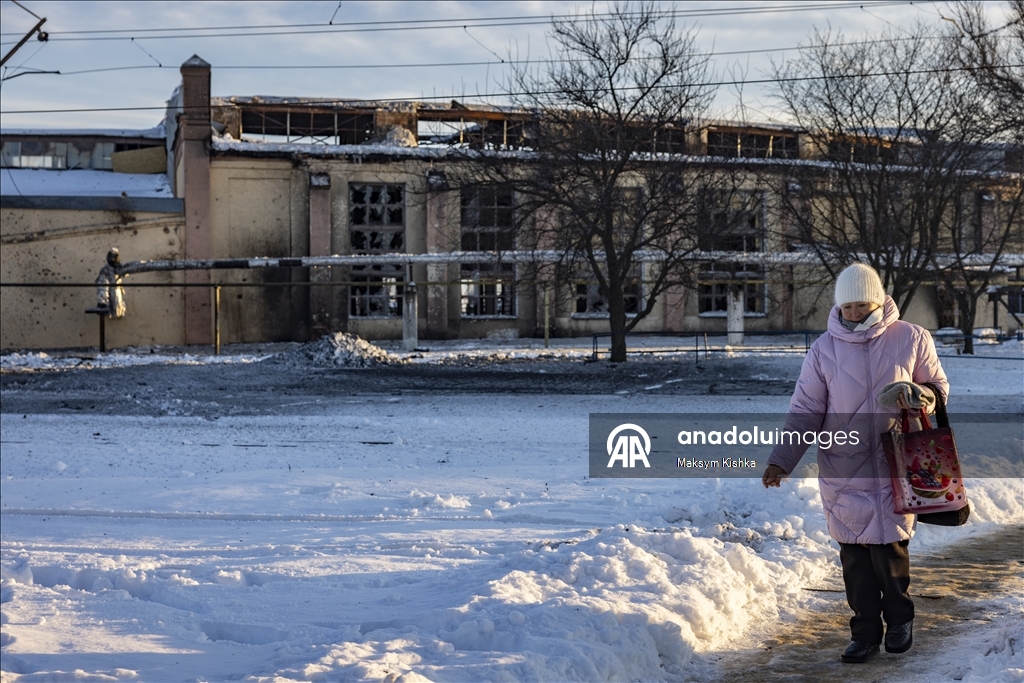 أوكرانيا.. قصف روسي يلحق أضراراً بمحطة سكة حديد في منطقة "سومي"