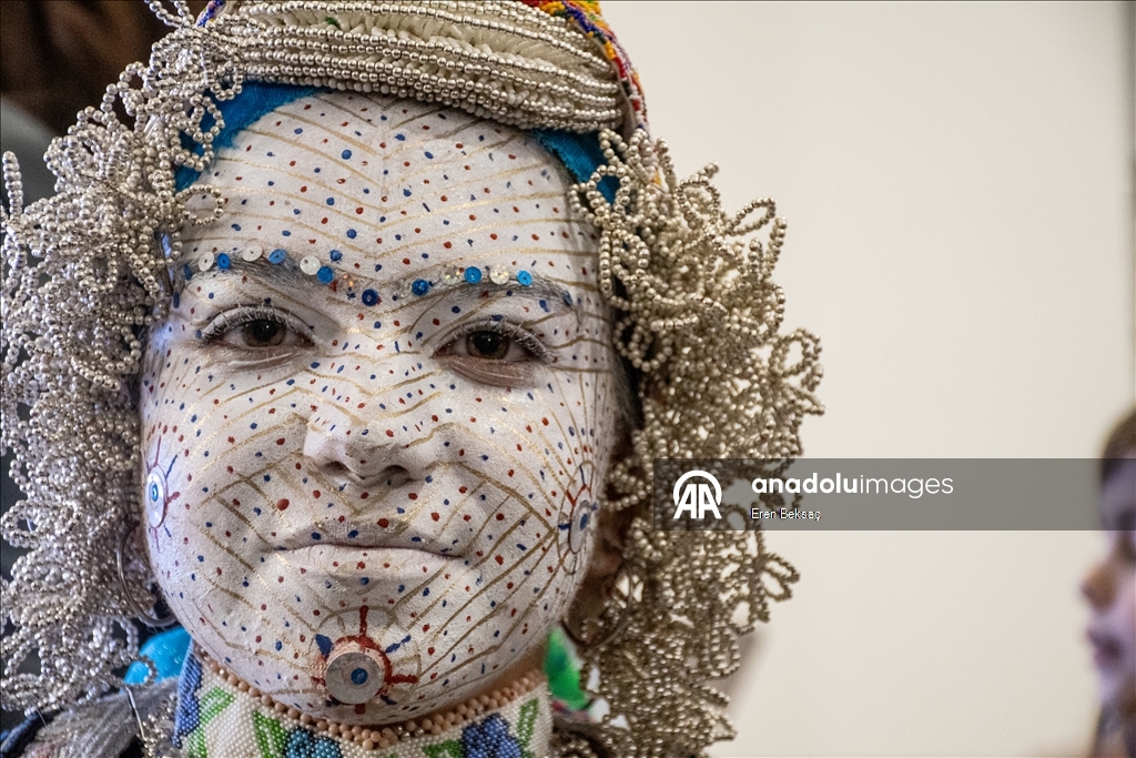 Kosova'nın Boşnak köylerinde asırlık "gelin makyajı" geleneği yaşatılıyor