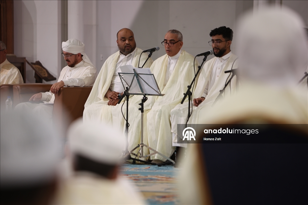 В Алжире отмечают Берат Кандили