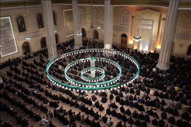 مساجد تركيا تحيي ليلة النصف من شعبان